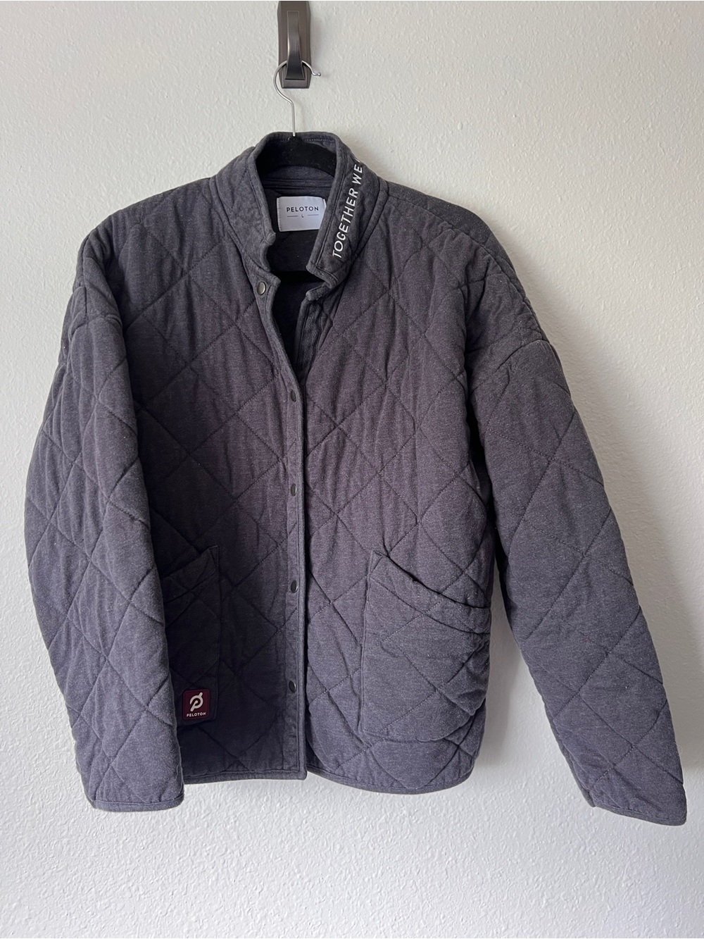 Peloton Quilted Jacket Charcoal Gray Snap Closure L - Picture 2 of 3
